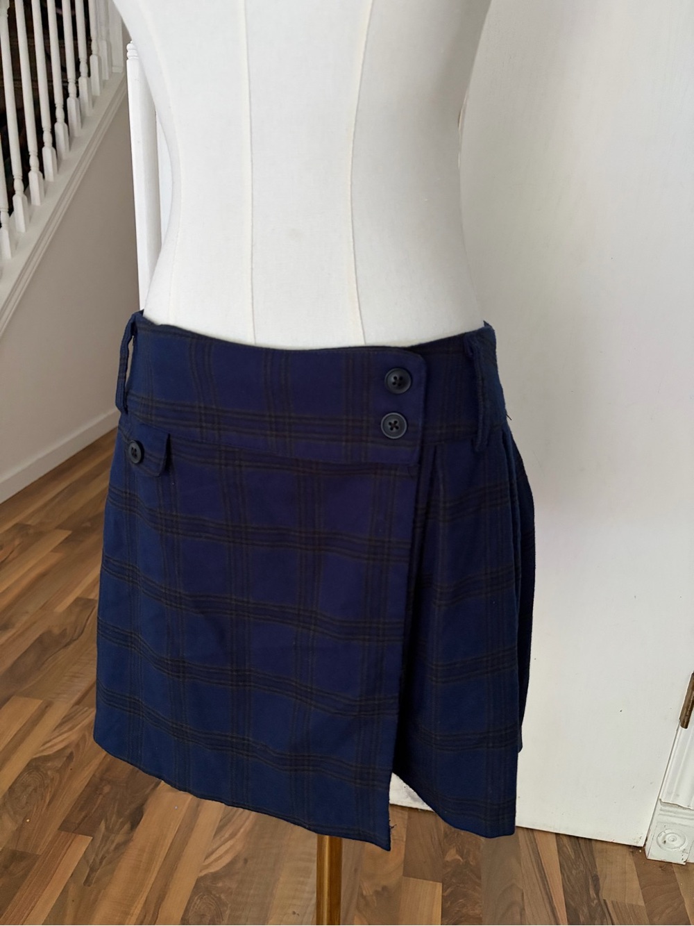 Dark Navy / Gray Plaid Wrap Mini Skirt, Soft, Large, EUC